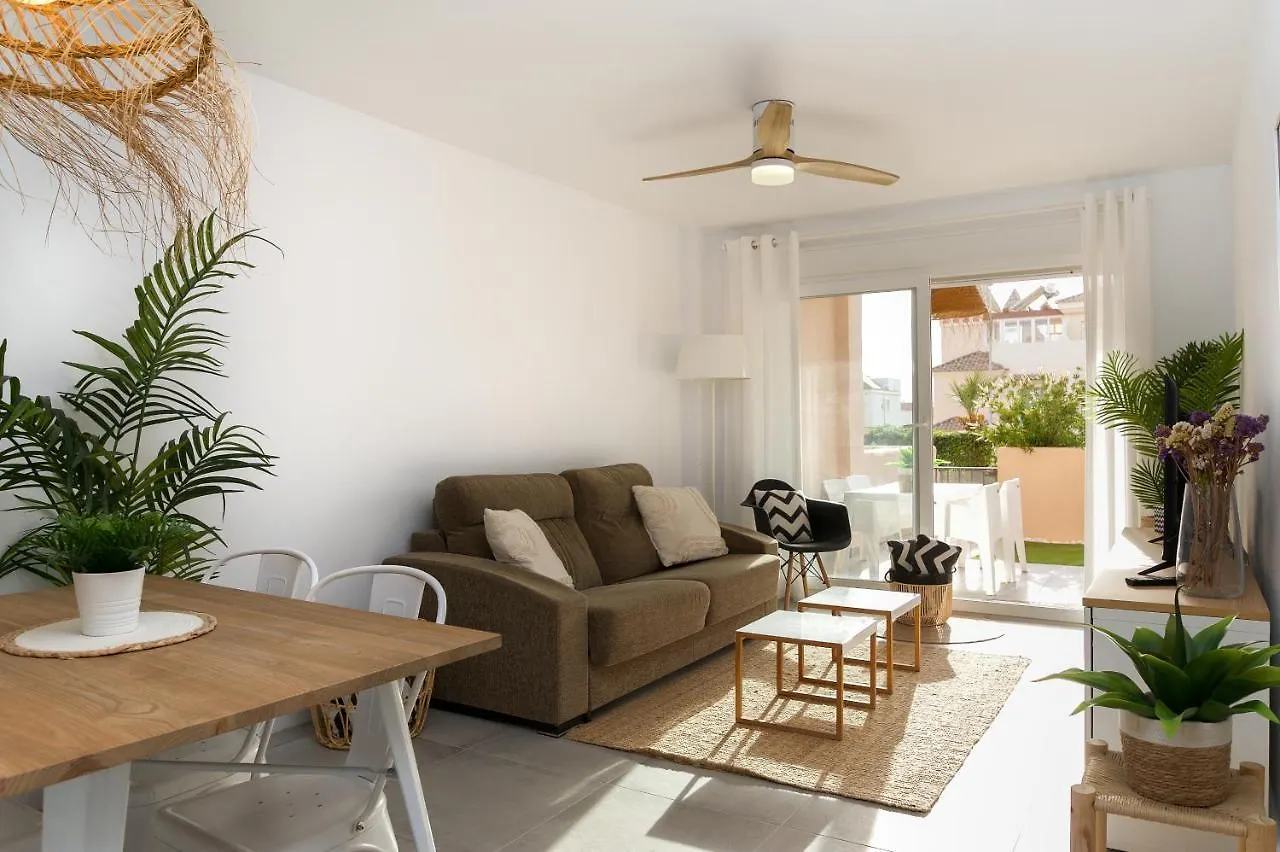 Surf Apartment - Wifi - Parking - Swimming Pool - Patio - Garden Tarifa