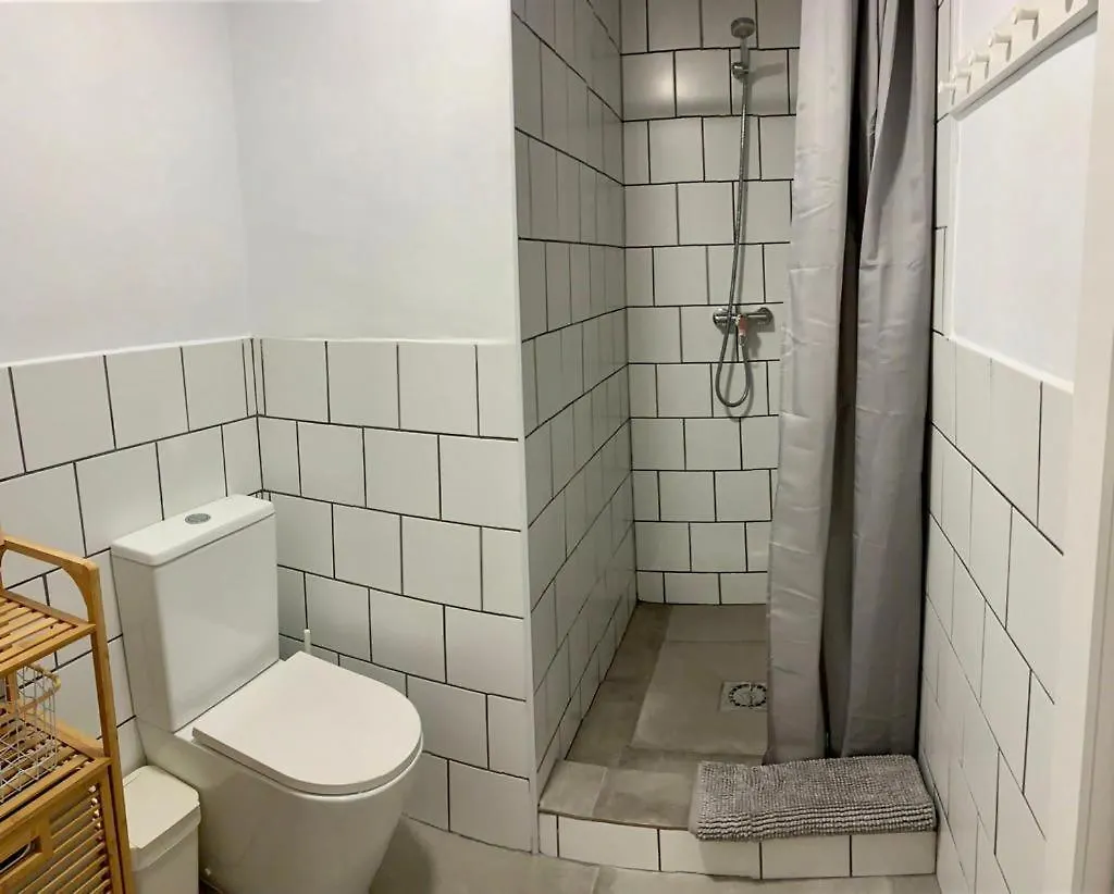 Surf Apartment - Wifi - Parking - Swimming Pool - Patio - Garden Tarifa Spain