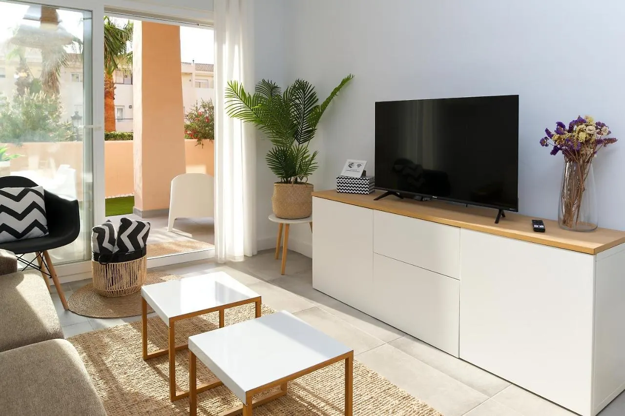 Surf Apartment - Wifi - Parking - Swimming Pool - Patio - Garden Tarifa Spain
